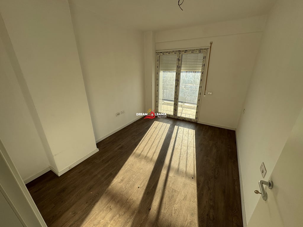 Appartamento 2+1 in vendita presso l'ex Piazza Shqiponja (41211958)
