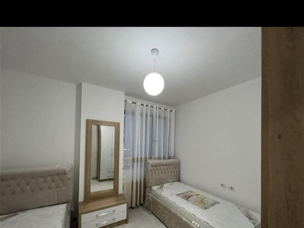 Apartament me qera 2+1