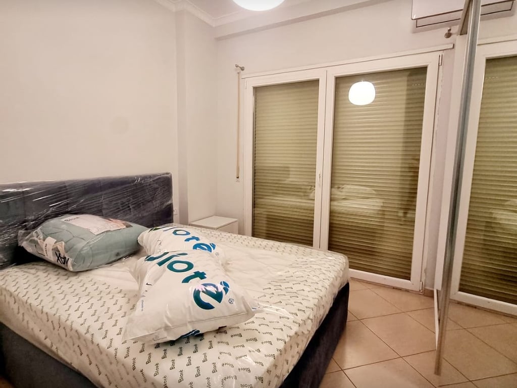 Apartament 2+1+2 i sapo mobiluar – Tek Kristal Center, Komuna e Parisit!