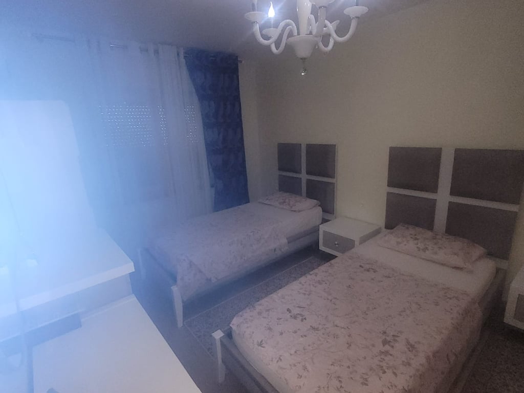 Vendesi appartamento 2+1+2 bagni+2 balconi