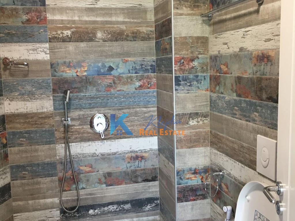 2+1+2 apartment for rent above the Botanical Garden