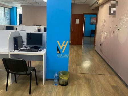 BUSINESS SPACE OF 280 M2 FOR RENT IN SELVIA 3,000 EURO