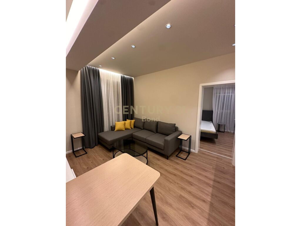 APARTAMENT 1+1 plus POST PARKIMI ME QIRA, XHAMLLIK