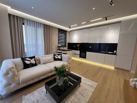 SHITET APARTAMENT 2+1 TEK PAZARI I RI!