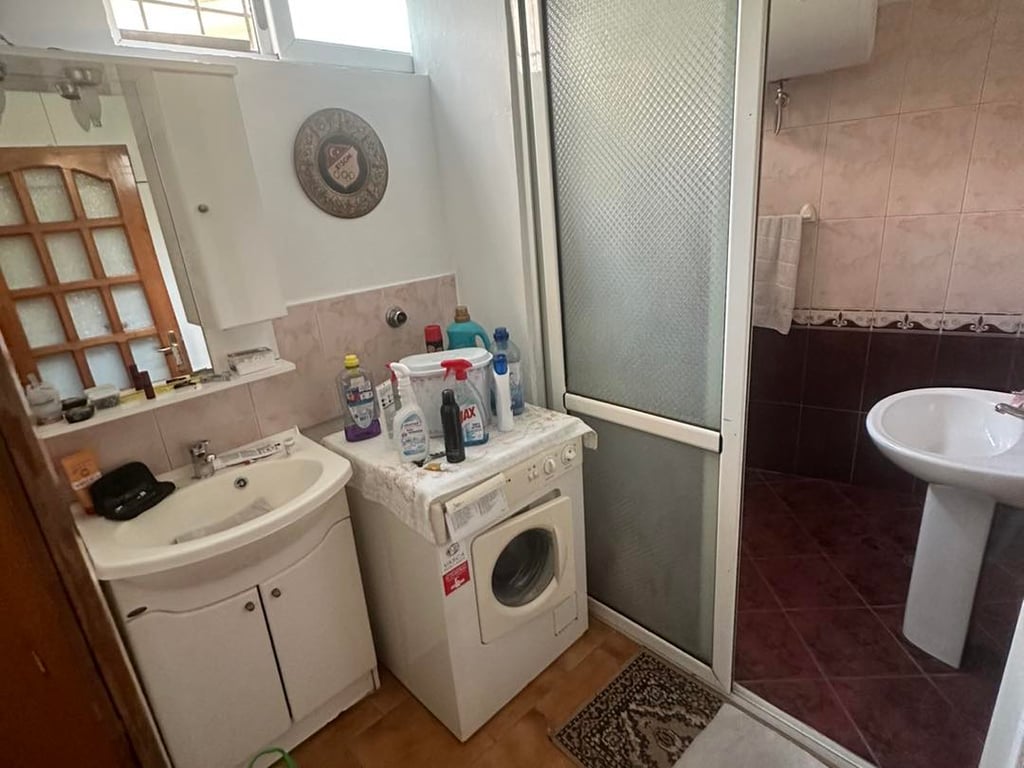 ‼️Jepet me qera apartament 2+1+oborr‼️ 21 Dhjetori te Neranxi