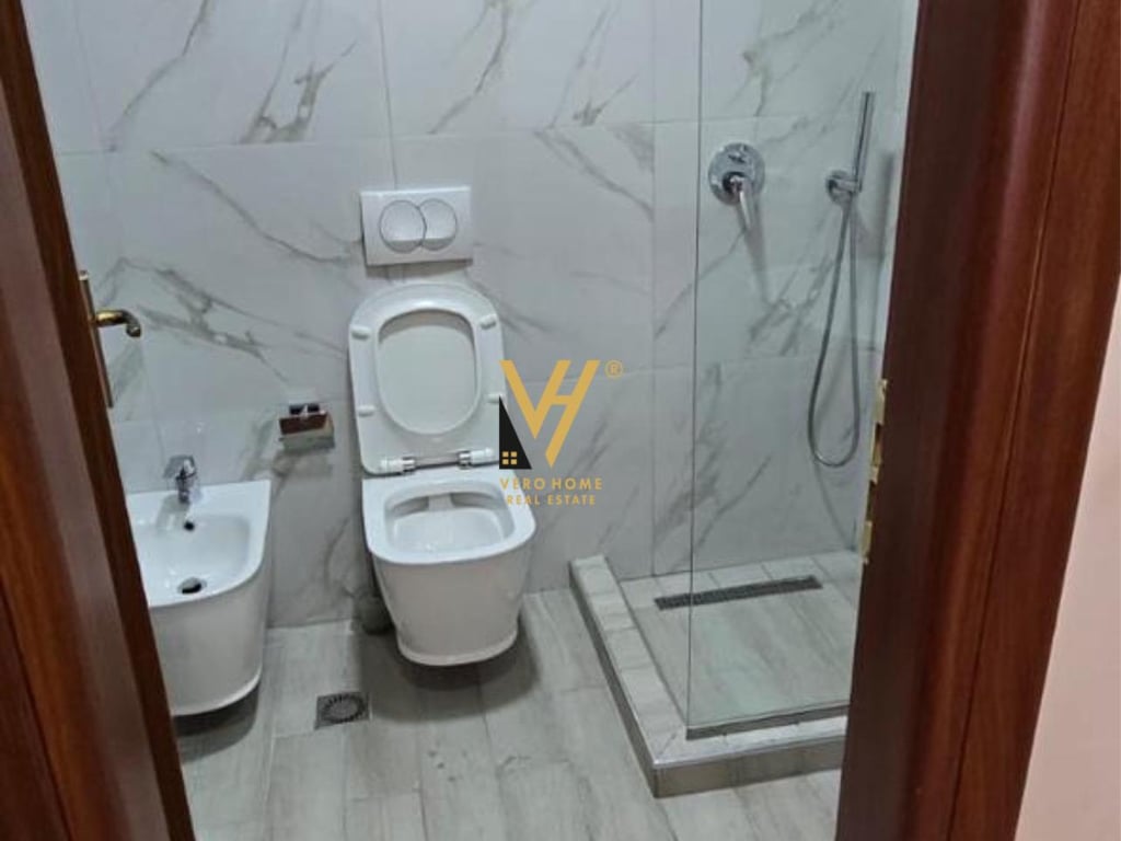 SHITET APARTAMENT 1+1+BALLKON TE RRUGA NDRE MJEDA , 21 DHJETORI 135.000 EURO
