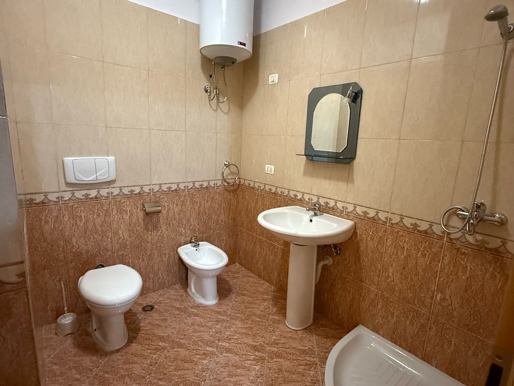 AFFITTASI APPARTAMENTO 2+1+2 CON VISTA MARE - VIA DEL PORTO!!