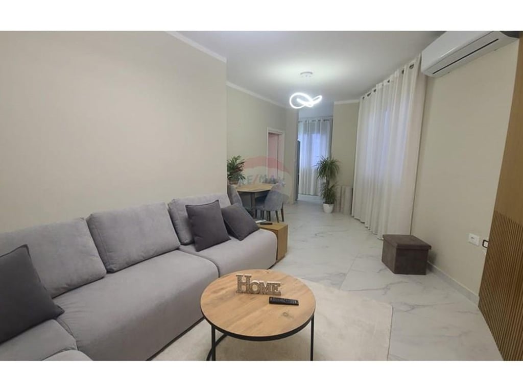 Appartamento 2+1 in Spiaggia, Durazzo