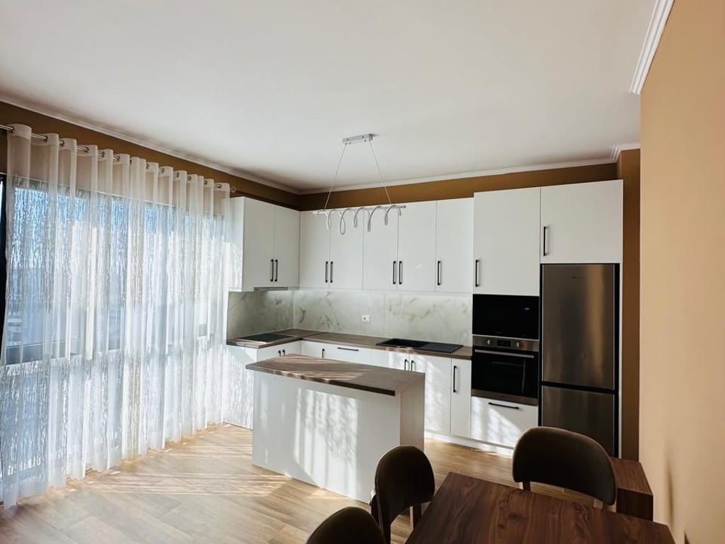 AFFITTASI APPARTAMENTO 2+1+2+BALCONE A 800 EURO, 116 m, PRESSO IL COMPLESSO ARLIS, VICINO ALLA FARMACIA 10.