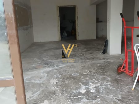 JEPET MAGAZINE 100 M2 ME QERA TE ISH TREGU ELEKTRIK 30.000 LEKE