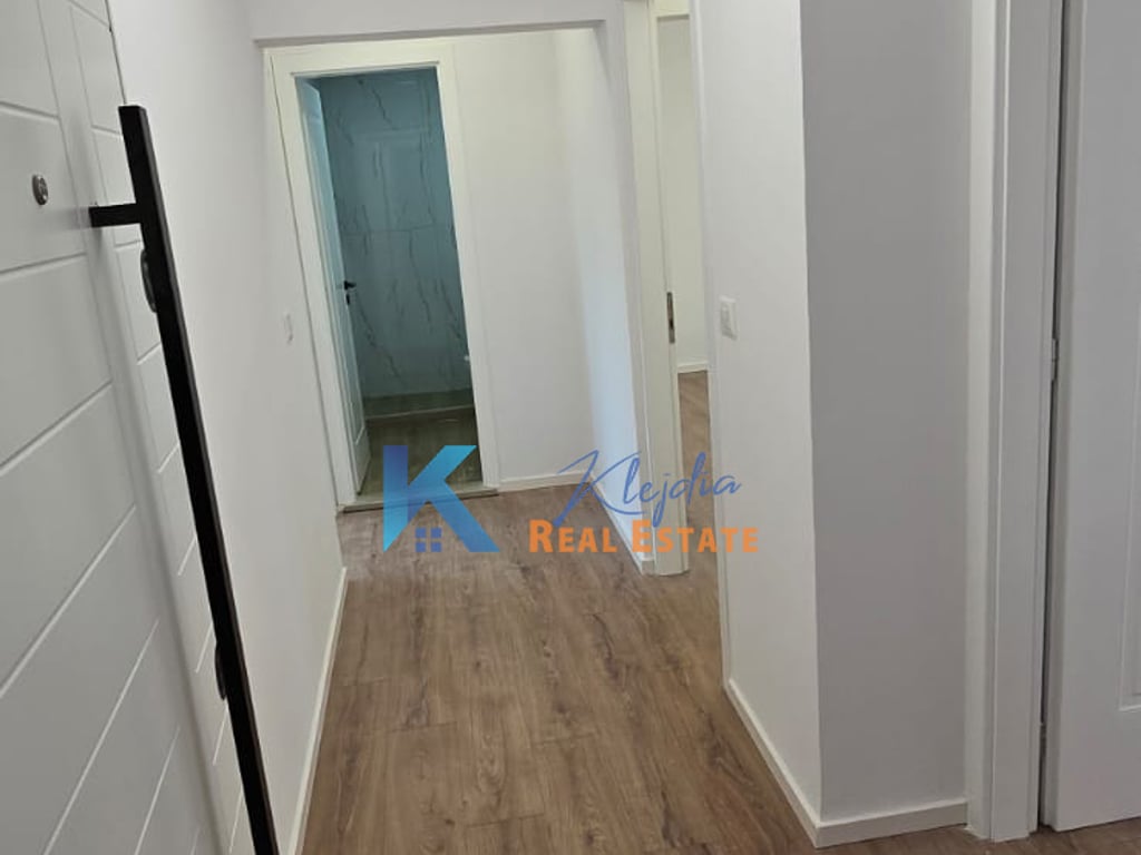 2+1 per SHITJE te Rruga e Kavajes, afer Poliklinikes nr.9