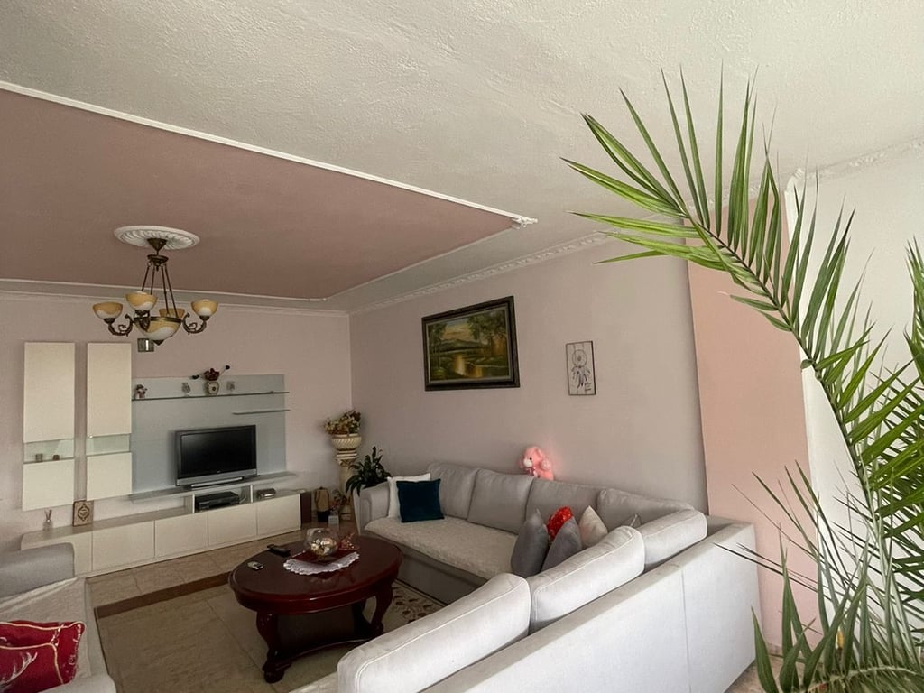 FOR RENT 2+1 APARTMENT + KITCHEN + 2 BATHROOMS, ARROW BUILDING, TIRANA.