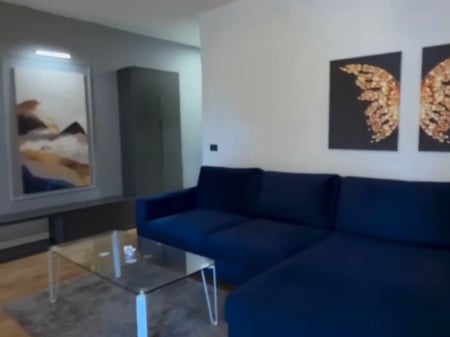 Apartament 1+1 tek Komuna e Parisit prane Kika 2