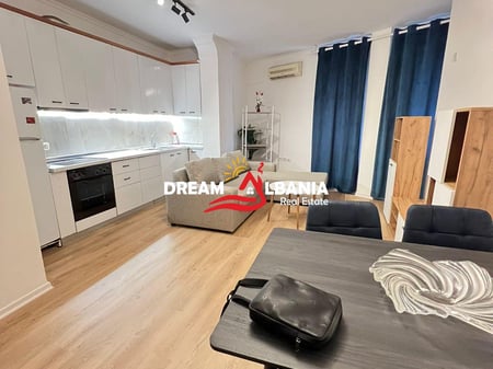 Affittasi appartamento 1+1 a Fresk, vicino al Ristorante Freskut, a Tirana (ID 42111283)