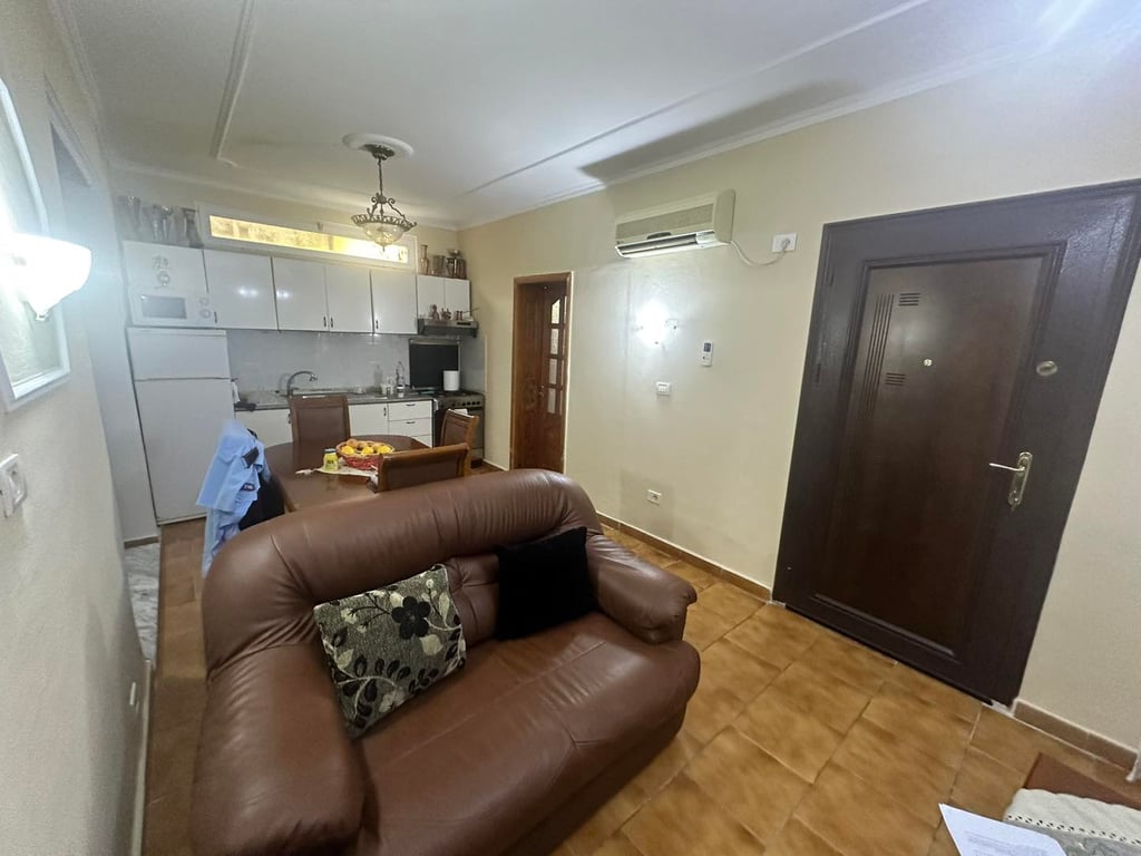 ‼️Jepet me qera apartament 2+1+oborr‼️ 21 Dhjetori te Neranxi