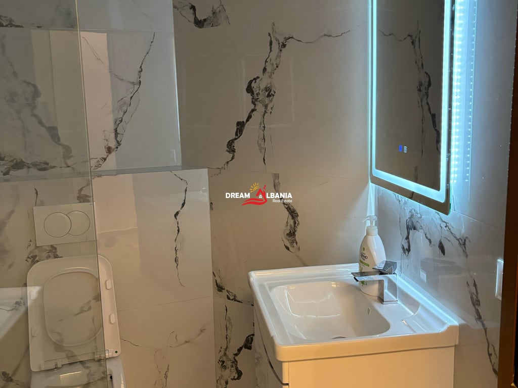 Jepet me qera apartament 1+1 tek Kopshti Zologjik prane Piceri Pavarotti (ID 42111362)