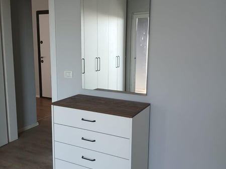 Affittasi Appartamento 1+1, via 5 Maggio Centro Emerald 500 euro