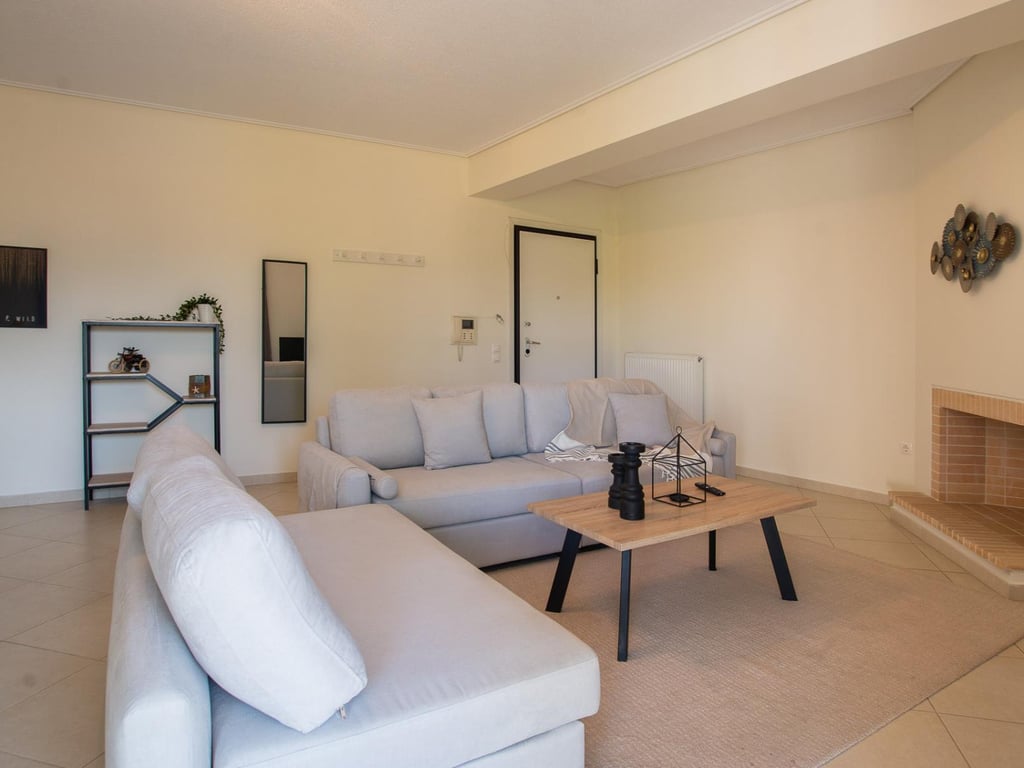 Tre villette, 2+1, vicino al Mercato Elettrico.