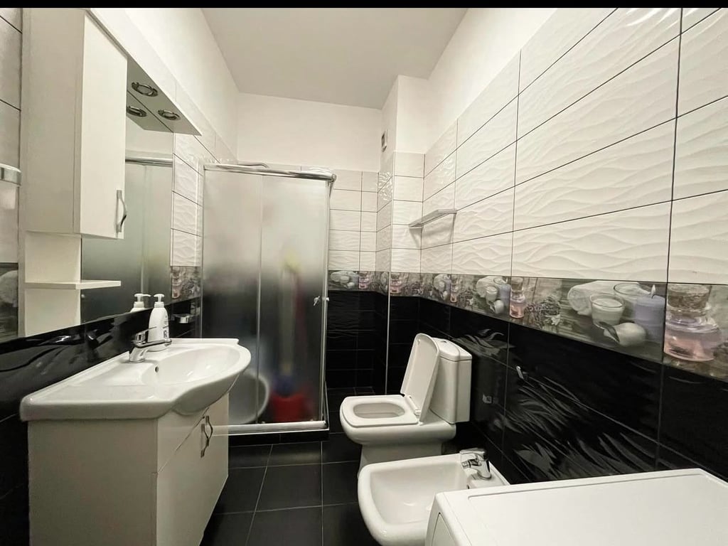 Affittasi appartamento 2+1 Tirana Golden Park 3