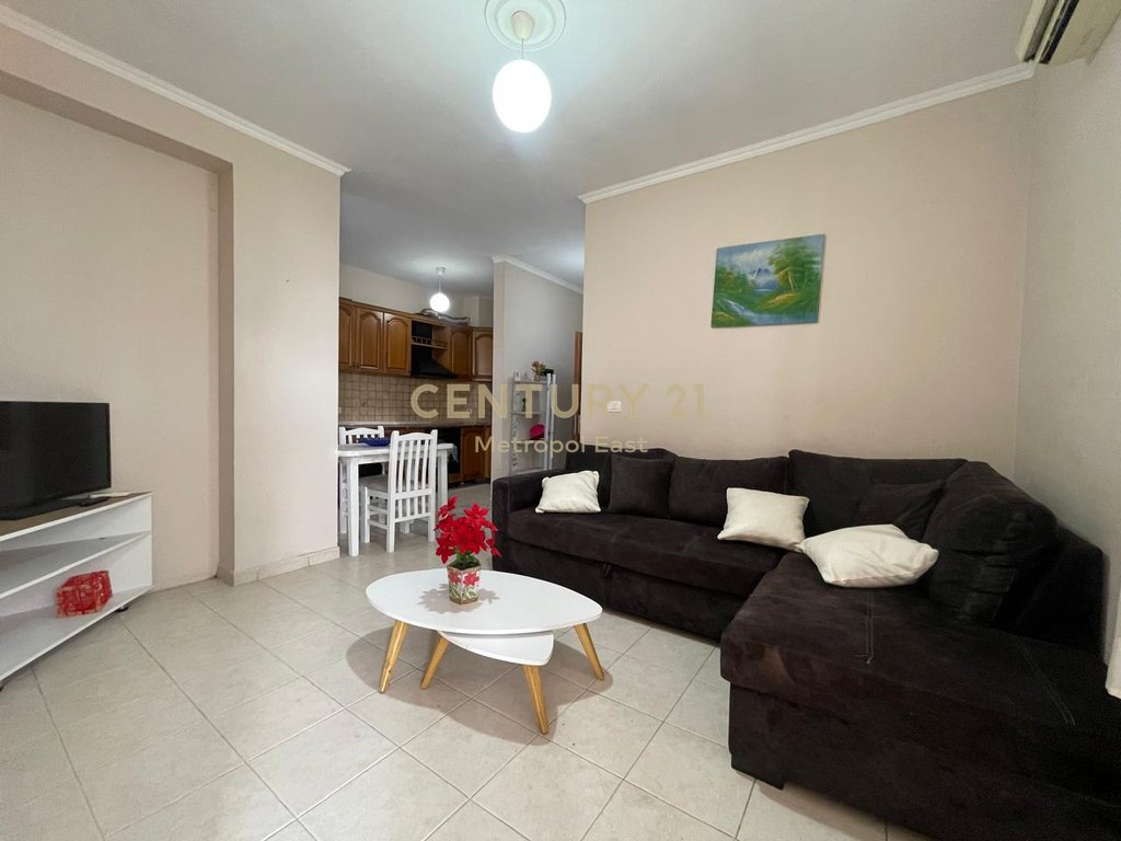 VENDESI APPARTAMENTO 2+1 NELLA ZONA DELL'EX IPOTECA