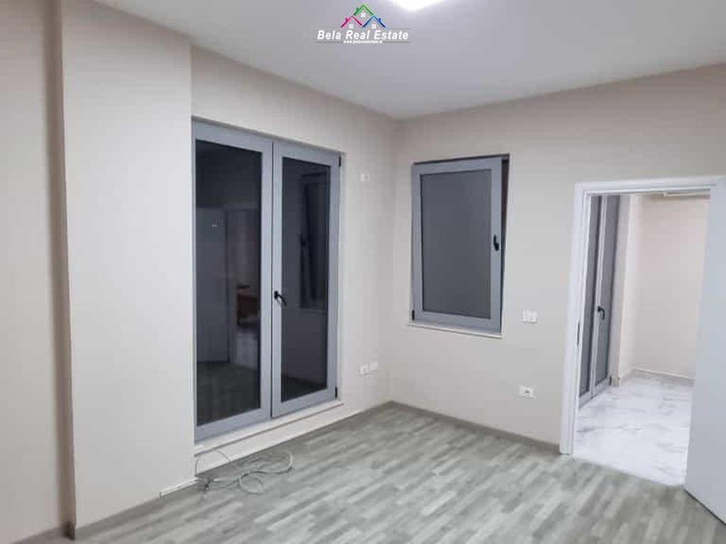 Zyre Me Qera 1+1 Tek Rruga Bardhyl (ID BZ2170) Tirane