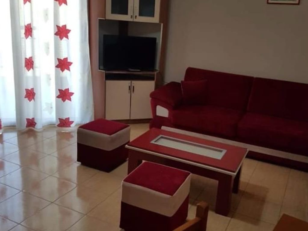 APARTAMENT ME QERA 1+1