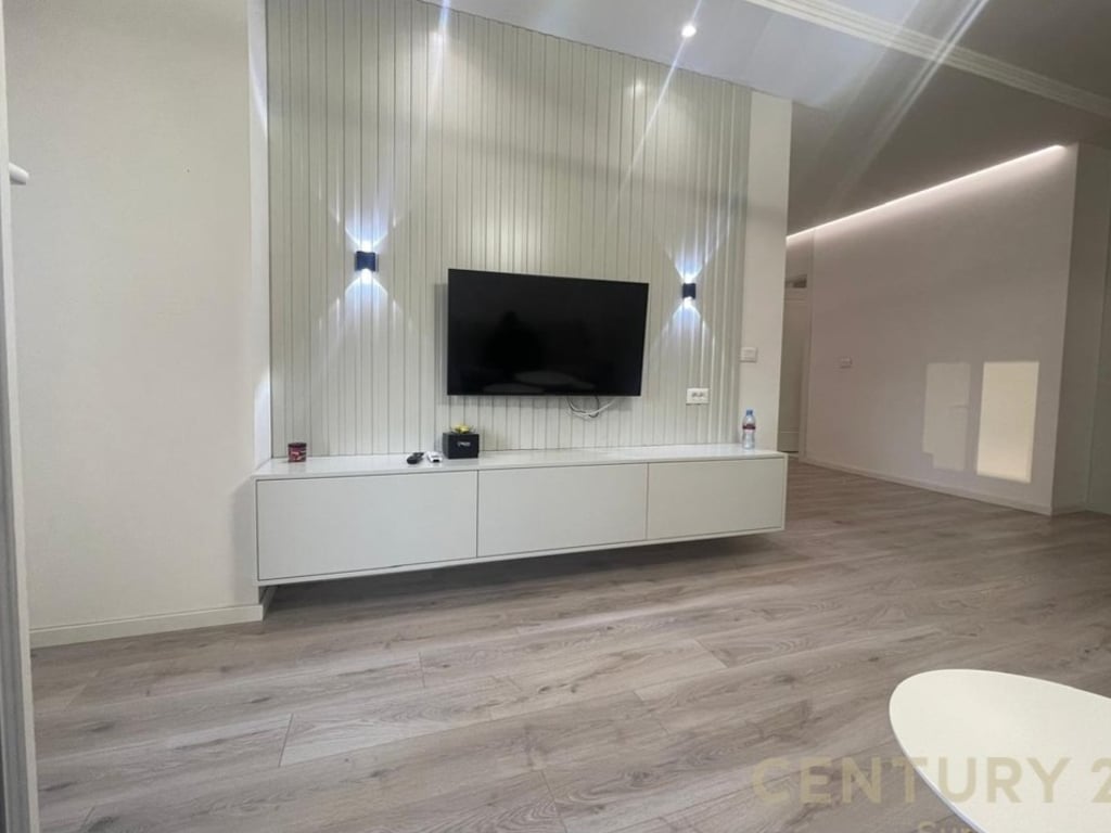 ✨🏙 1+1 APARTMENT WITH PARKING SPACE – FOR RENT