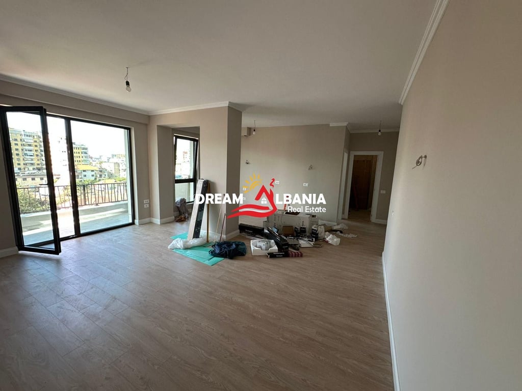 Jepet me qera apartament 2+1+2 per zyra ne Myslym Shyr prane gjimnazit Arben Broci (ID 42215019)