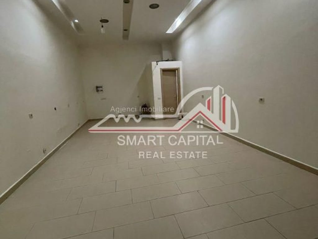 BUSINESS UNIT FOR SALE – BOULEVARD, VLORA!