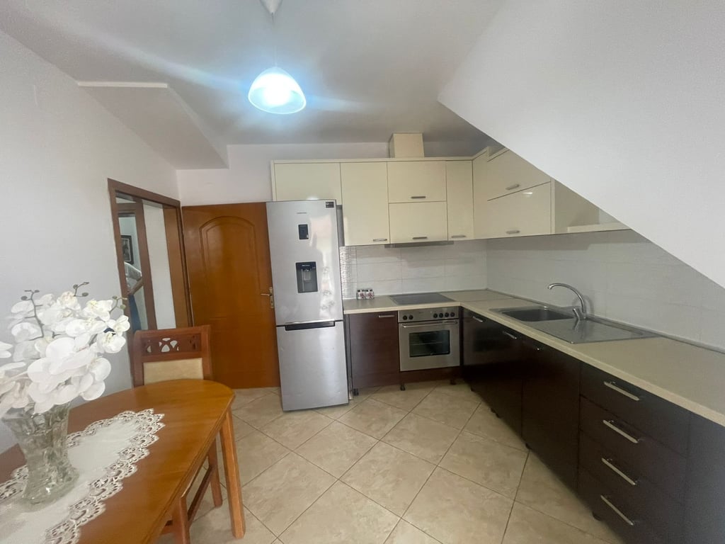 Villa in affitto a Kodra e Priftit 600 €