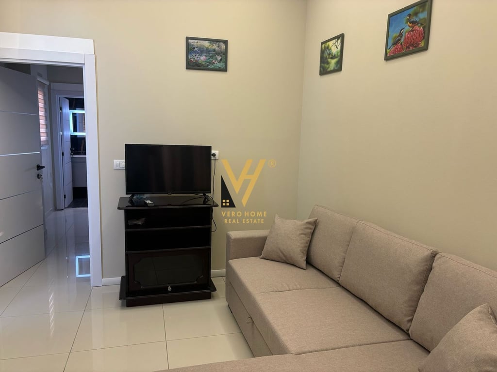 VENDESI APPARTAMENTO 1+1+BLK A UJI I FTOHTE, VLORE