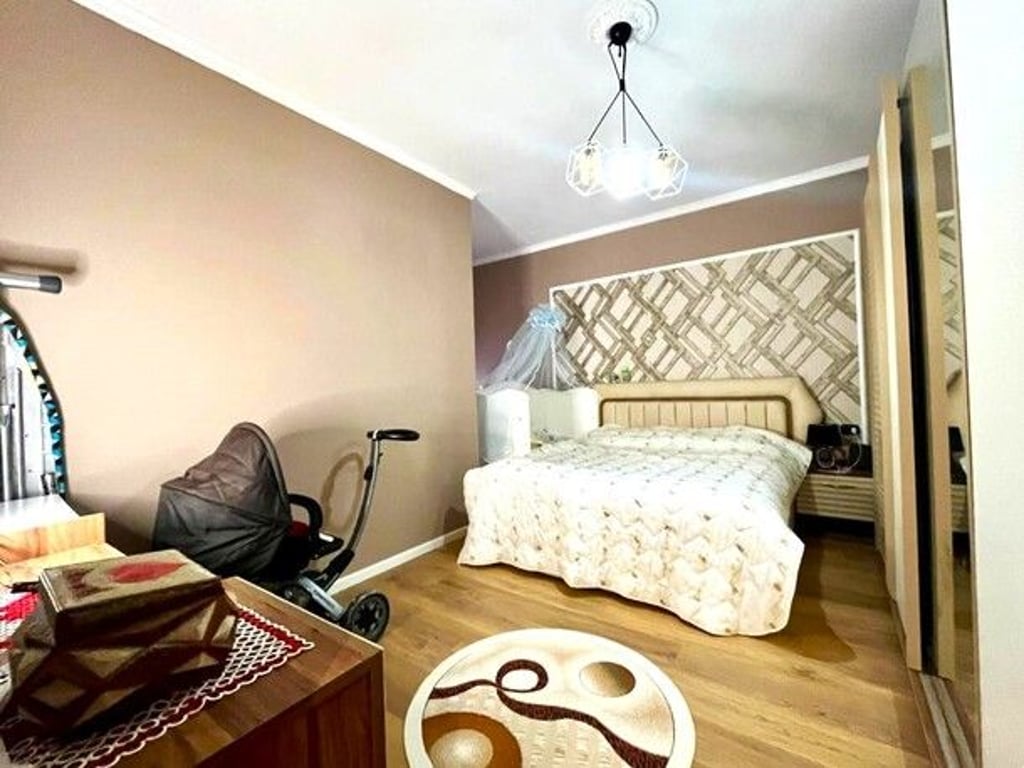 Appartamento molto spazioso in Transballkanike