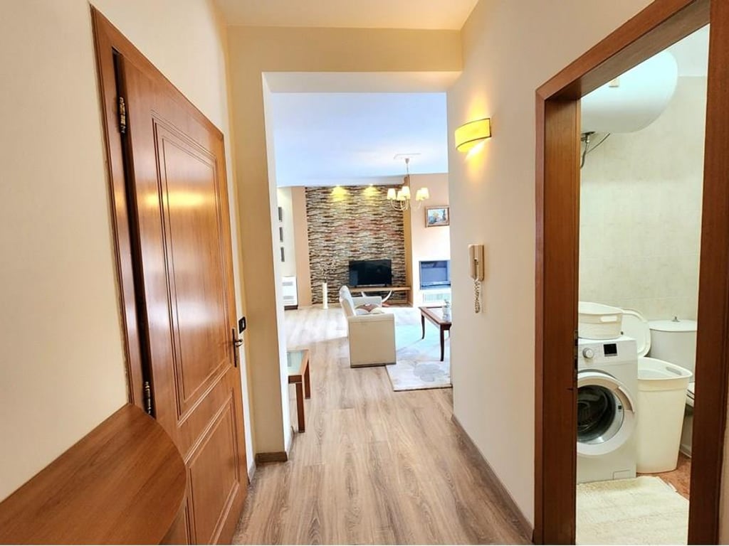 Qira - Apartament 1+1 prane Qendres 800€