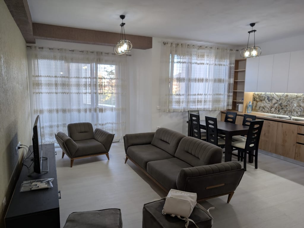 APARTAMENT ME QERA 2+1