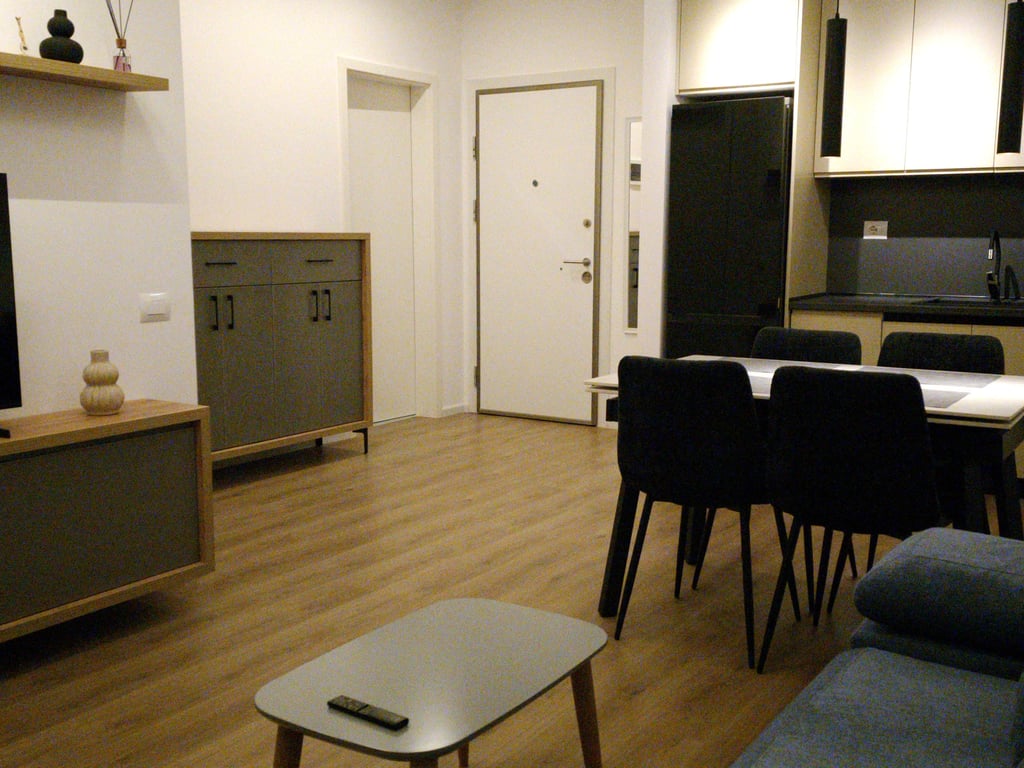 APARTAMENT ME QERA 1+1