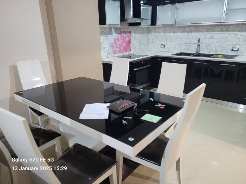Apartament 2+1+2 , 110m^2, në Astir pas Vilës L, 45000 Lek/m