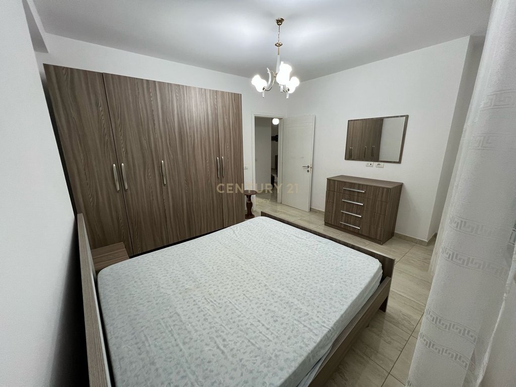 2+1 Apartment for Rent in the Paris Commune, Tirana 800 € /Month