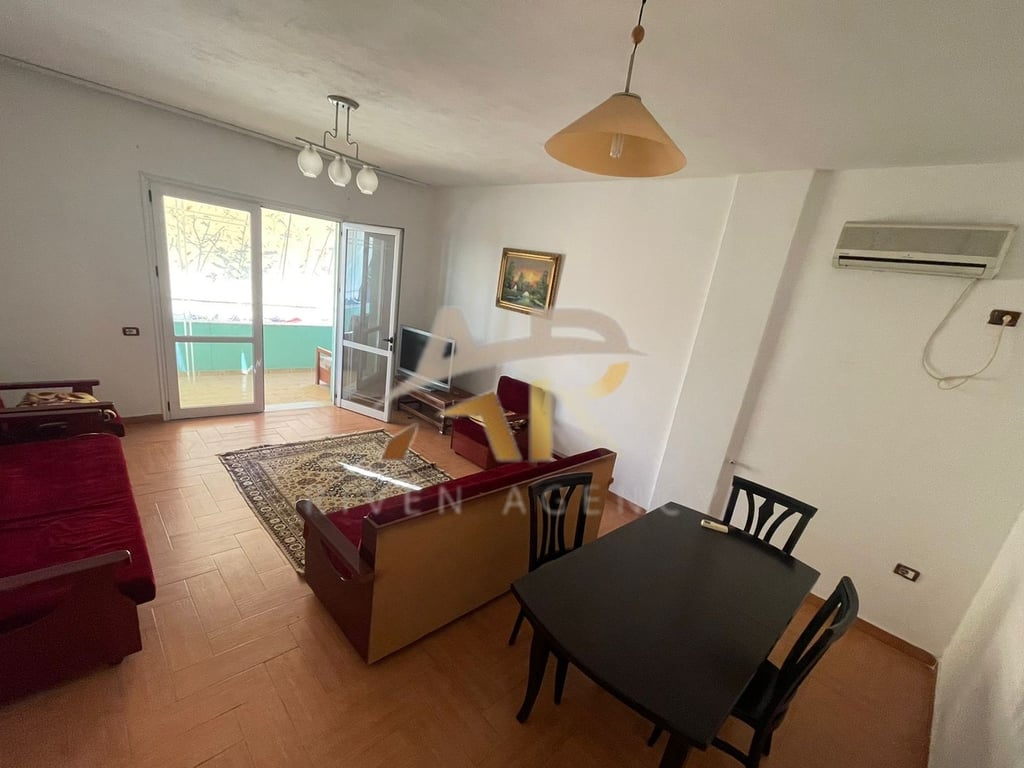 Appartamento 2+1+2 in Affitto vicino all'Hotel Meridian alla Stazione Ferroviaria