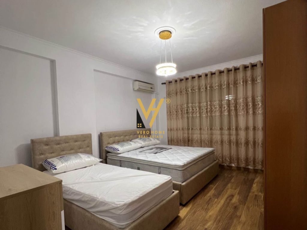 AFFITTASI APPARTAMENTO 1+1 A PIAZZA NUOVA 600 EURO
