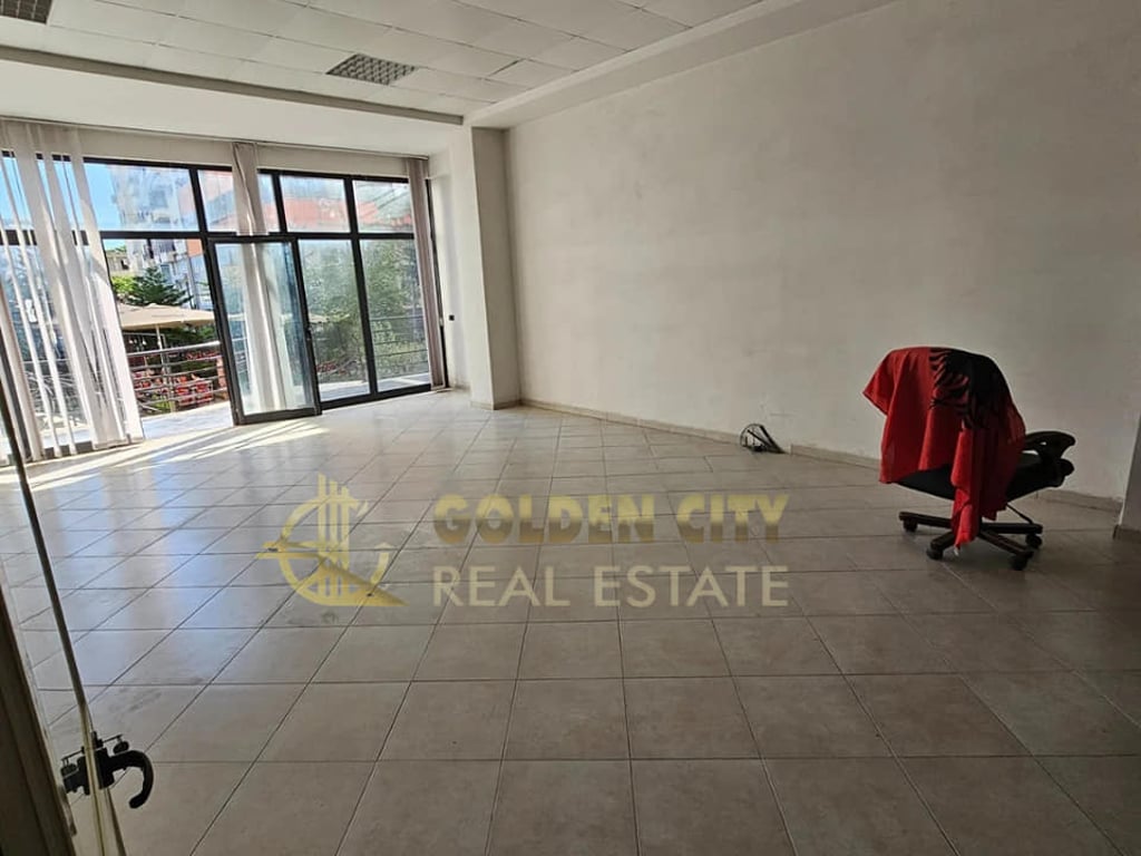 Business Space for Sale in Astir, Tirana