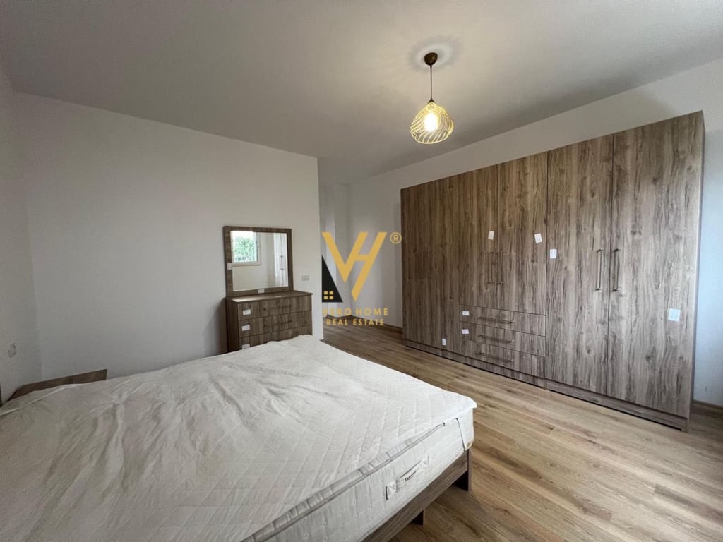 AFFITTASI IL SECONDO PIANO DI UNA VILLA NELLE VILLE TEDESCHE 550 EURO