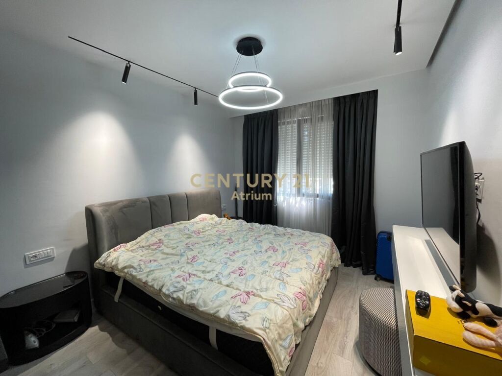 Luxury Apartment 2+1+2 for Rent with Parking Space in Porcelan