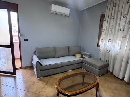 Affittasi appartamento 1+1, Don Bosko dietro Vizion Plus Prezzo: 400 mila lekë