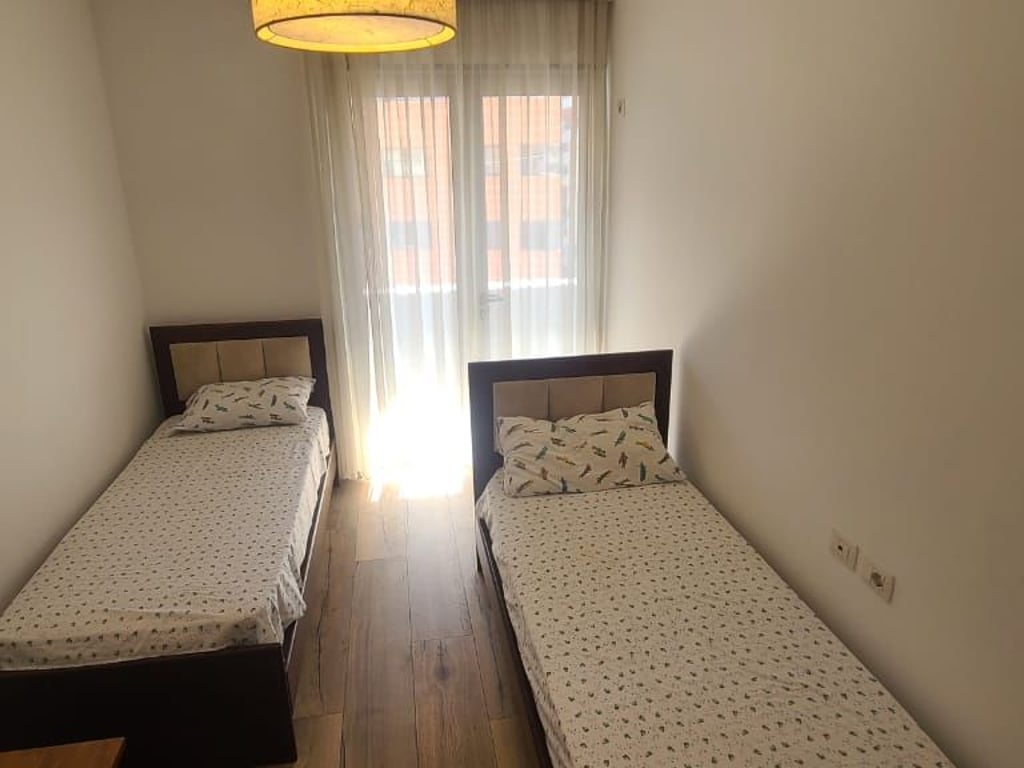 Jepet me qera apartament 2+1 ne Astir