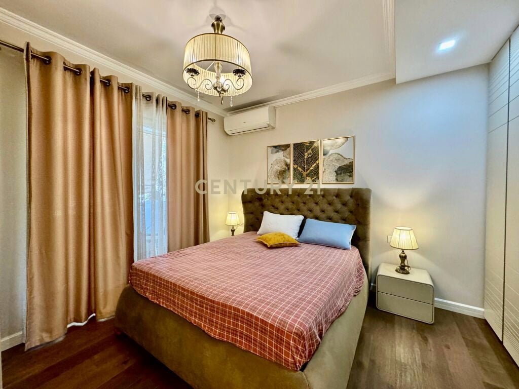 SHITJE, APARTAMENT 2+1+PARKIM, PRANE STADIUMIT AIR ALBANIA! 355,000 €