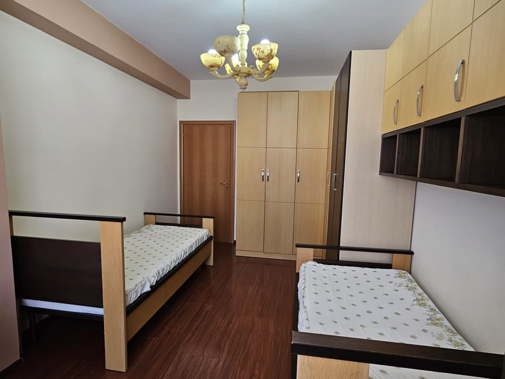 2+1, partially furnished, zoo garden, 450 euros