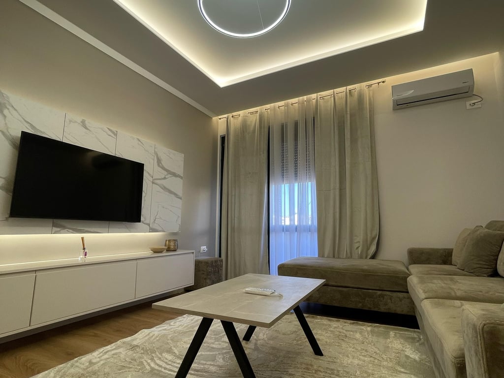 In affitto – Appartamento 2+1 📍 Di fronte al Complesso Delijorgji