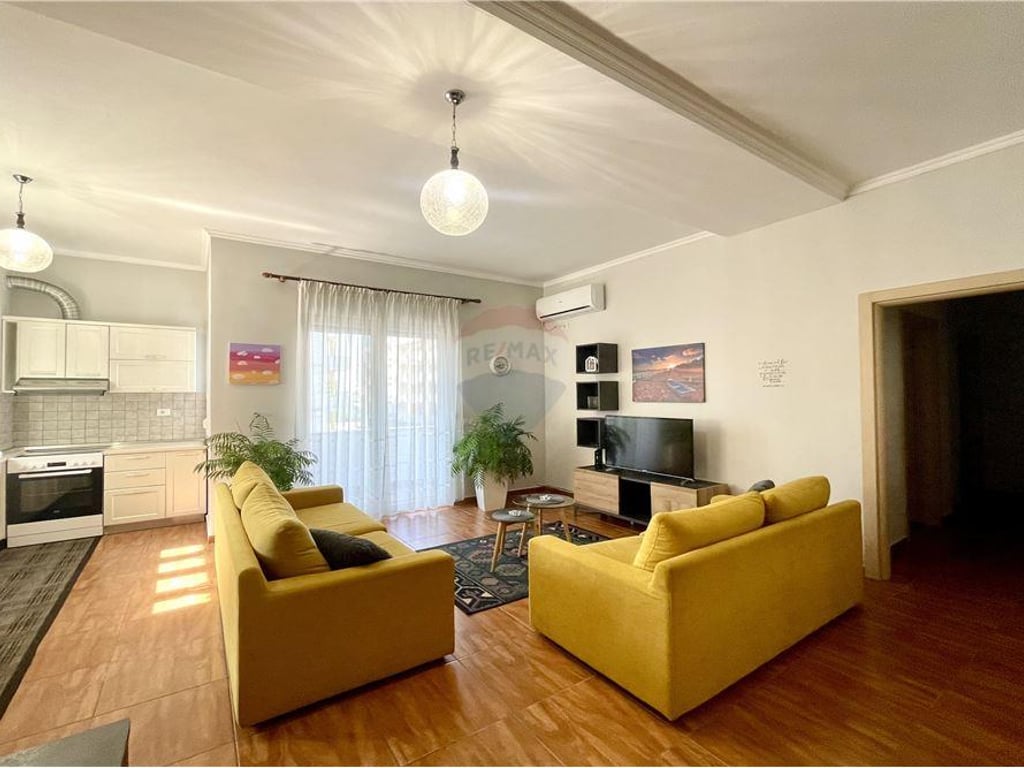 2+1 APARTMENT WITH PARKING SPACE FOR RENT.