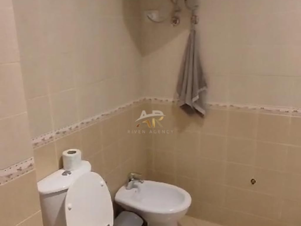 A 3+1 apartment is for rent only for offices in Myslym Shyr.