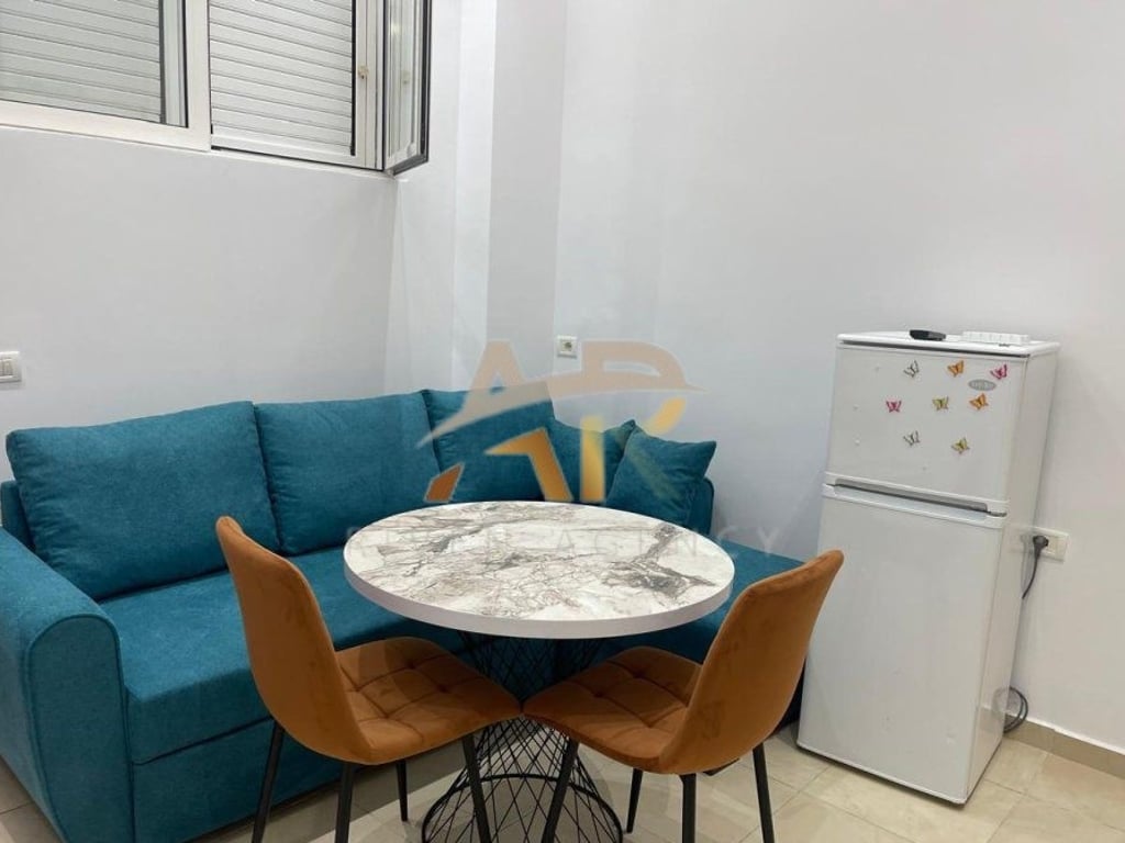 Jepet me qera Apartament 1+1 tek Qytet Studenti